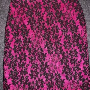 Forever 21 Lace Mini Skirt - Never Worn
